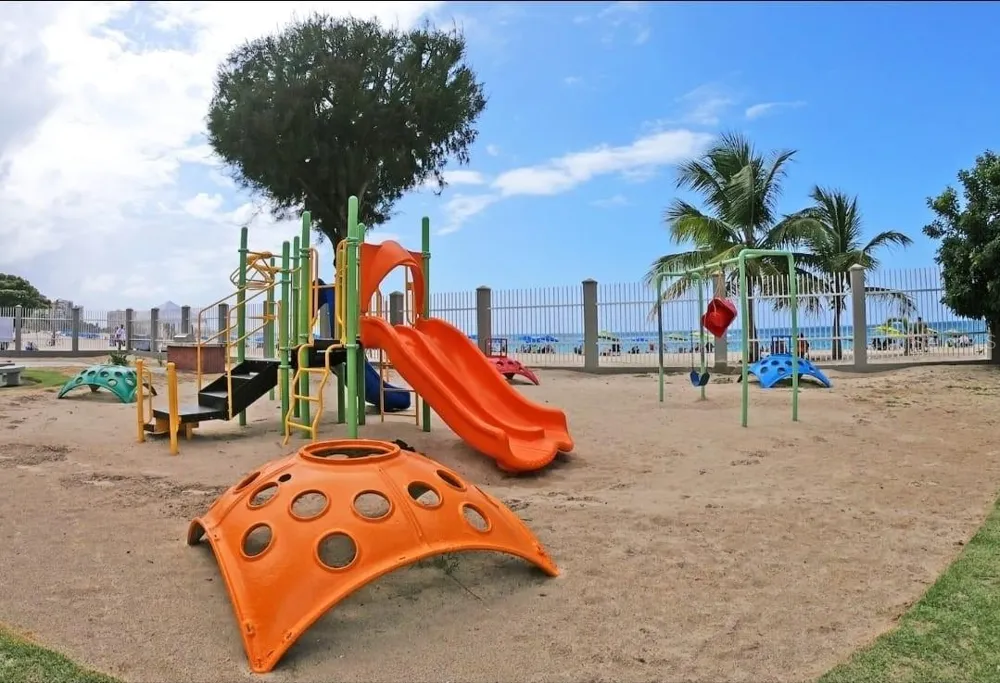 37 ISLA VERDE AVE. #1211 Carolina, PR 00979