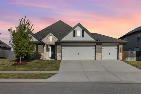 6620 McGregor Loop