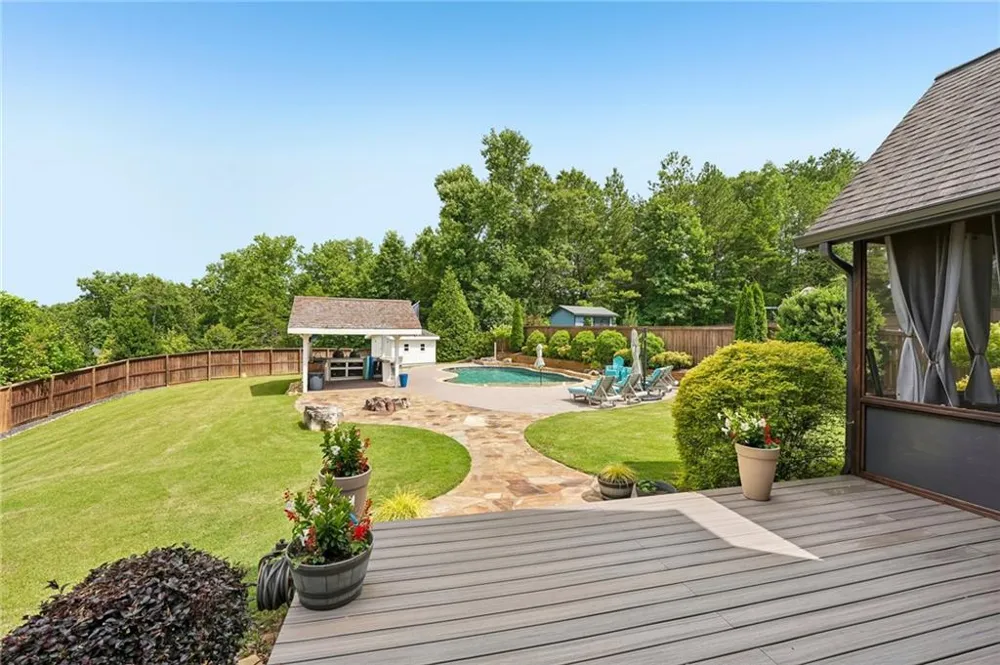 109 Old Avery Drive Canton, GA 30115