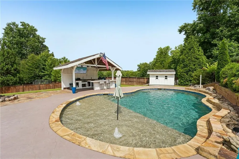 109 Old Avery Drive Canton, GA 30115