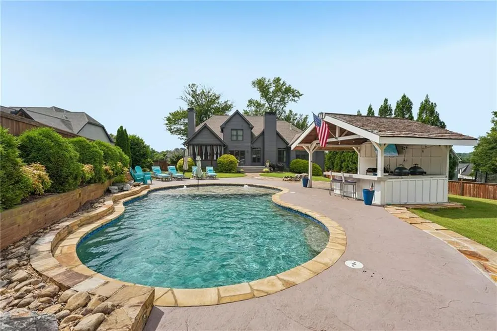 109 Old Avery Drive Canton, GA 30115