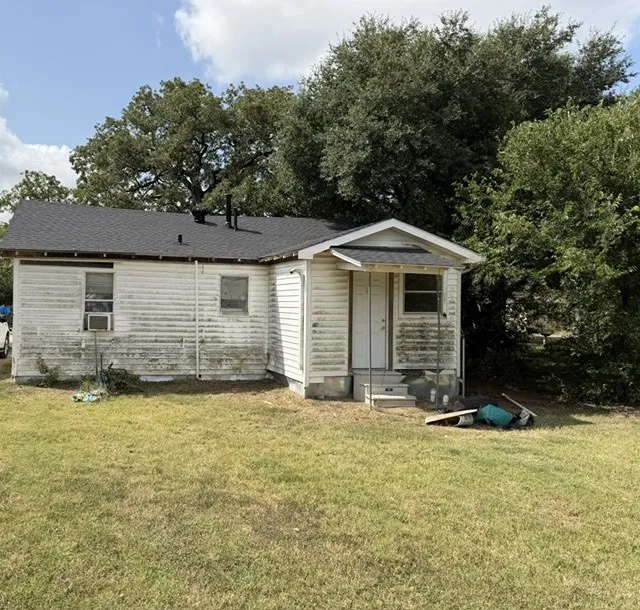 407 Julius Street Riesel, TX 76682