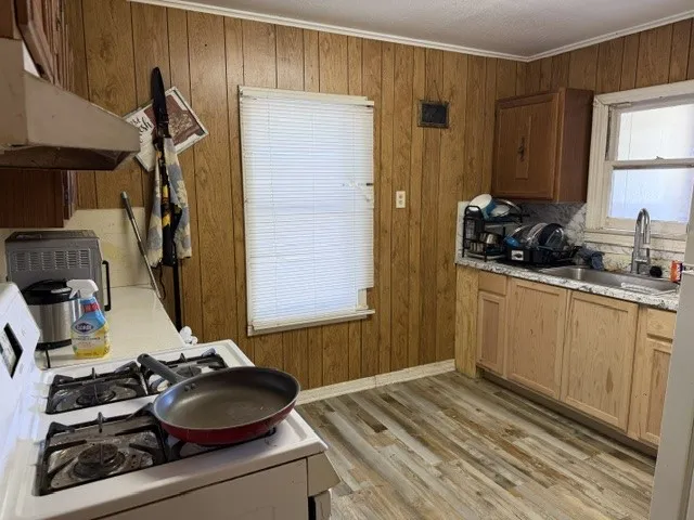 407 Julius Street Riesel, TX 76682