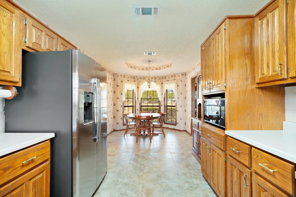 537 Farm Road 2820 Sumner, TX 75486