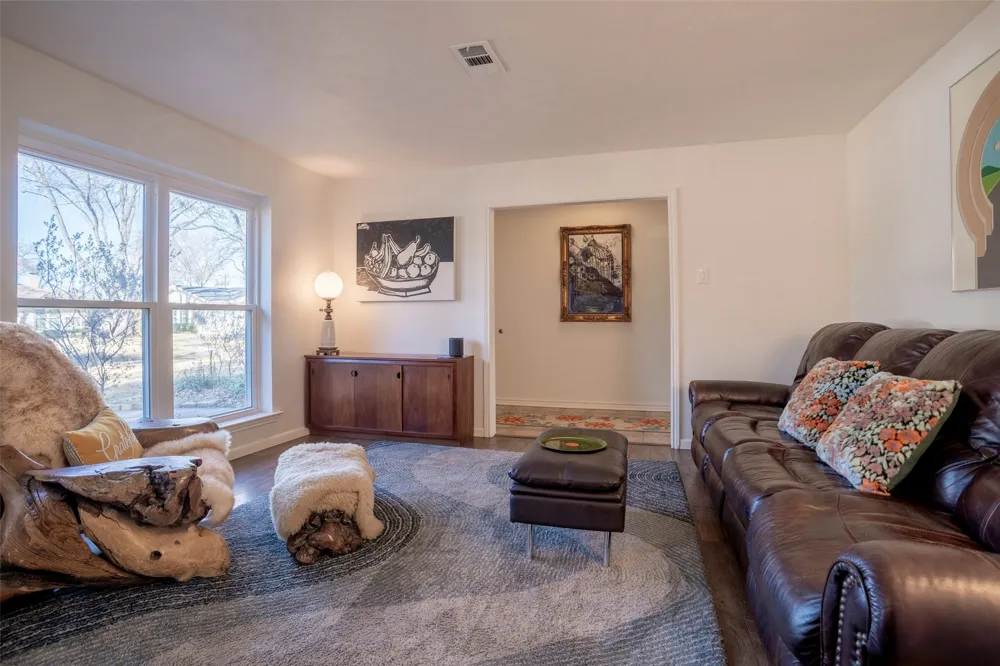 827 Teakwood Place Richardson, TX 75080