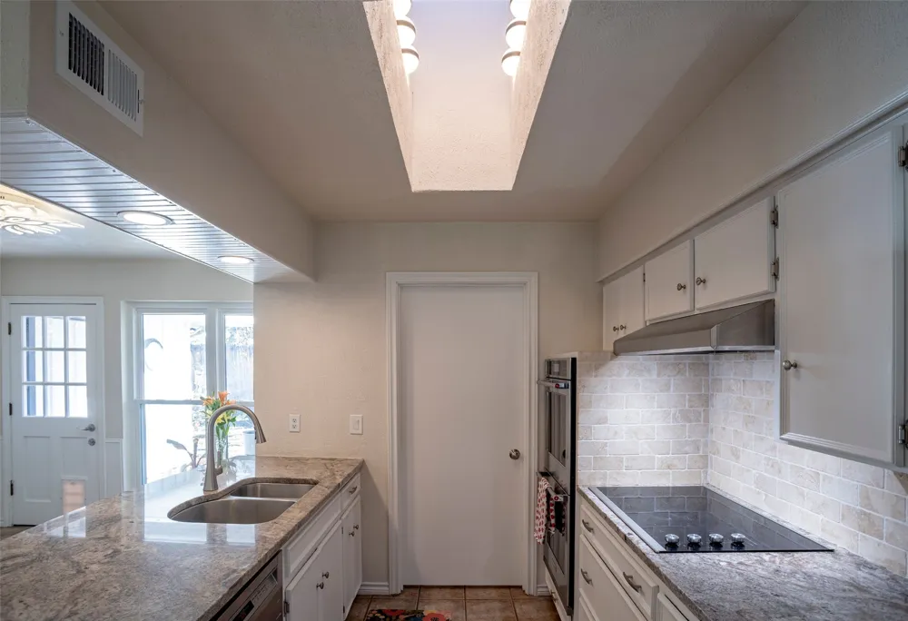 827 Teakwood Place Richardson, TX 75080