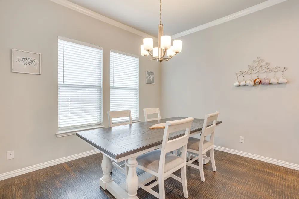 112 Steves Way Waxahachie, TX 75165