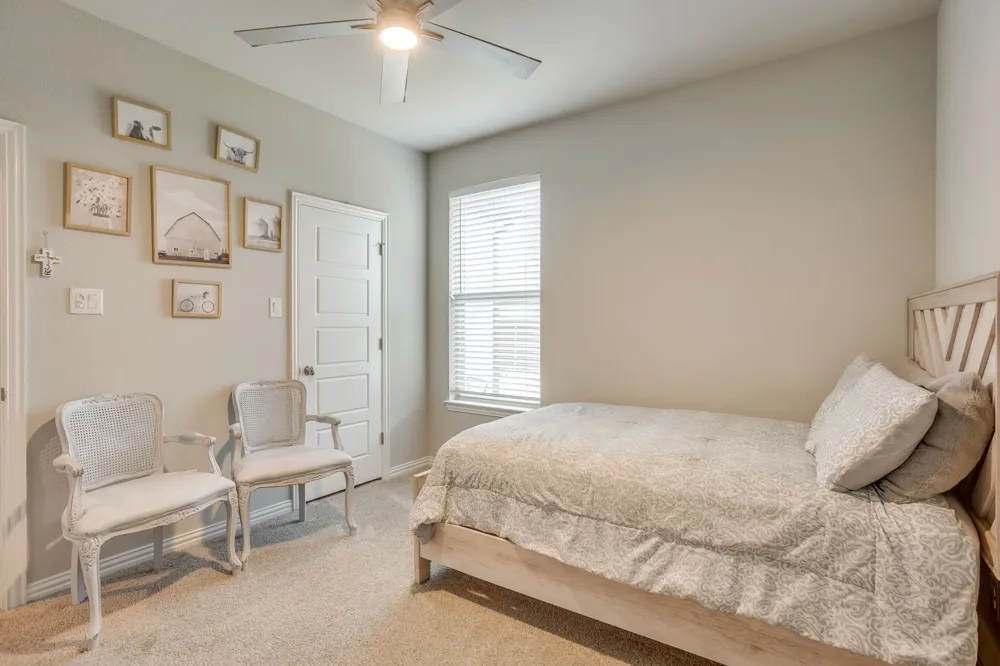 112 Steves Way Waxahachie, TX 75165