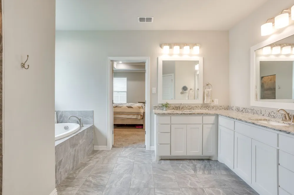 112 Steves Way Waxahachie, TX 75165