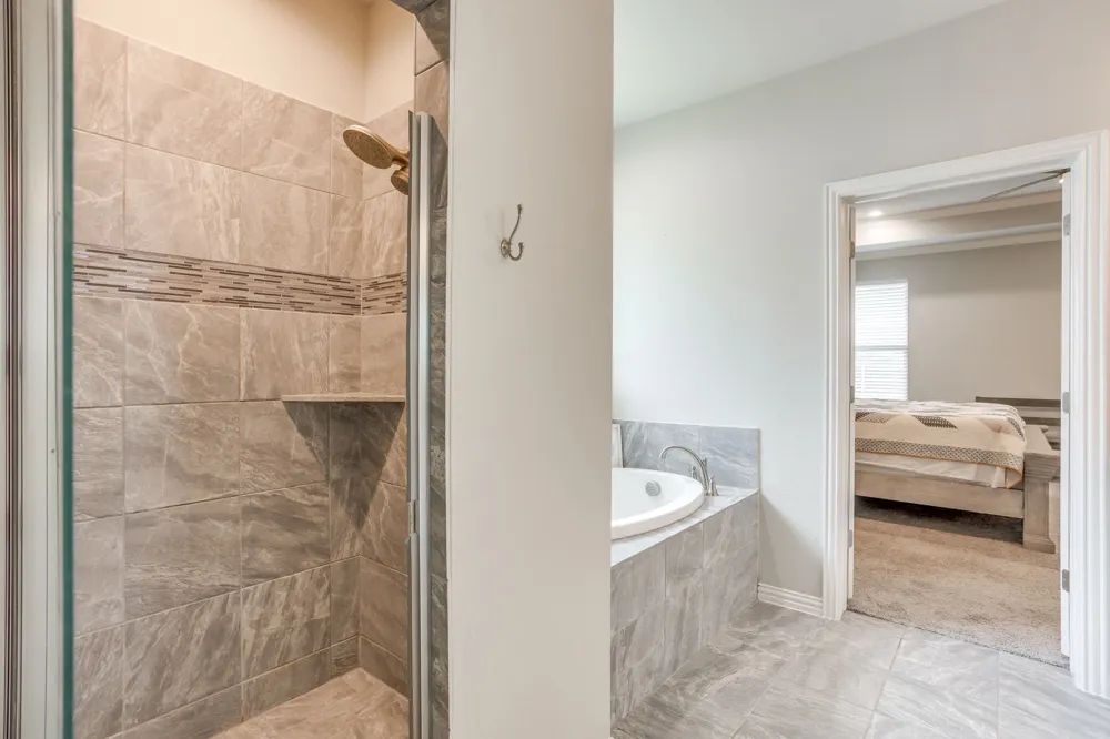112 Steves Way Waxahachie, TX 75165