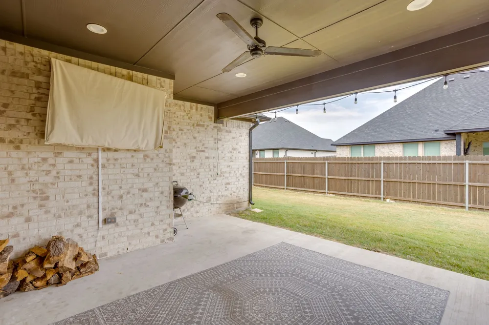 112 Steves Way Waxahachie, TX 75165