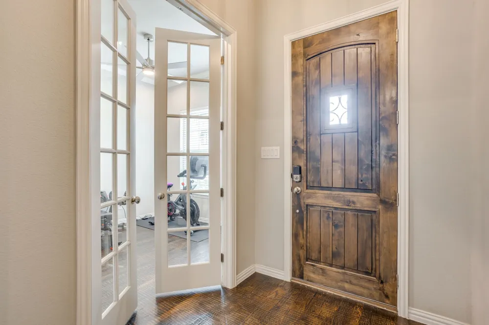 112 Steves Way Waxahachie, TX 75165