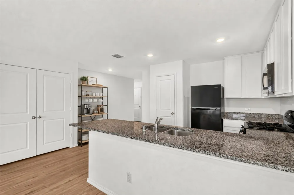 1012 Mountain Laurel Road Princeton, TX 75407