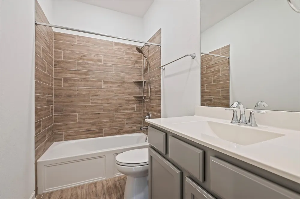 6318 Ontario Drive League City, TX 77573