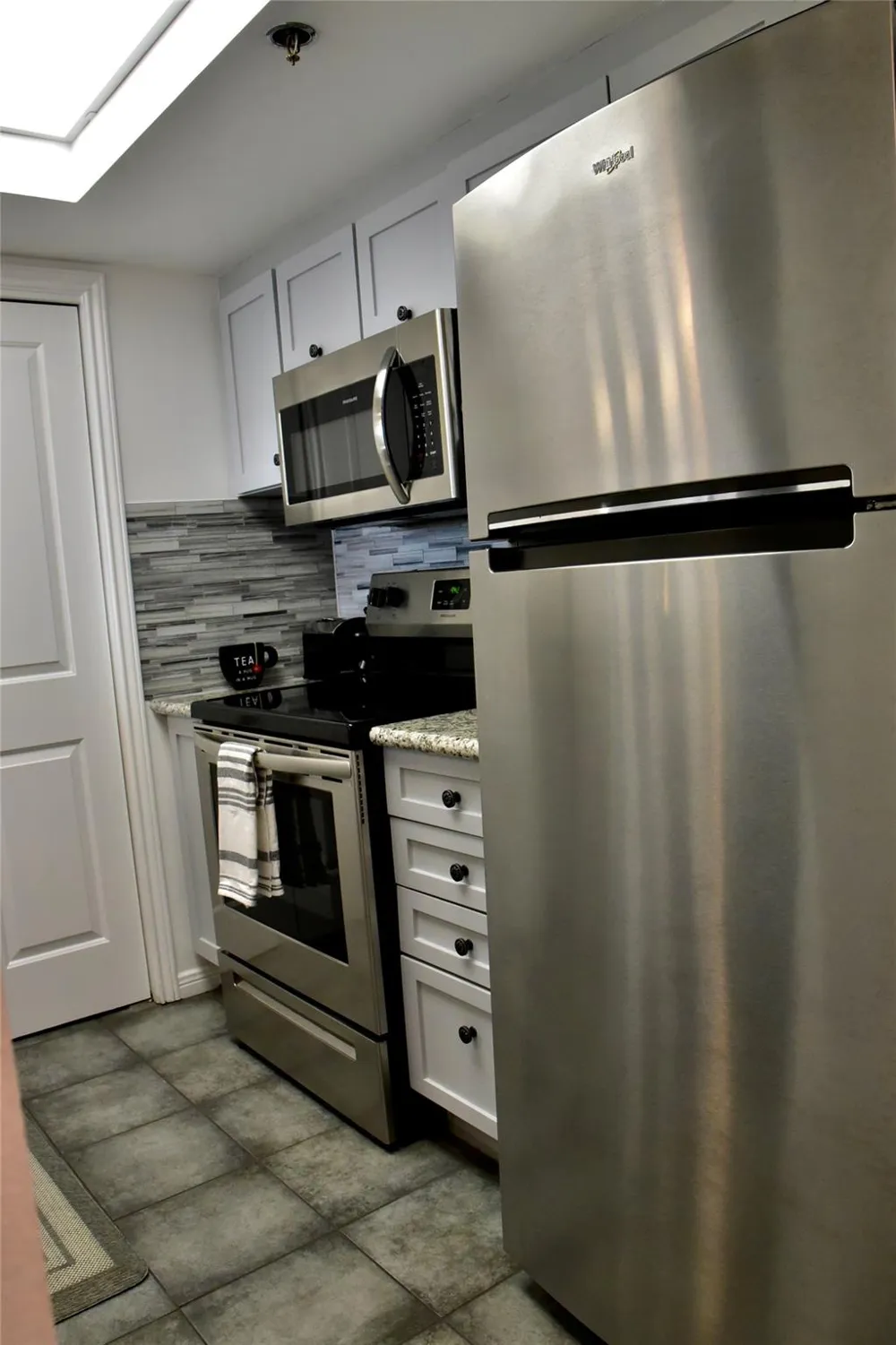3525 Sage Road #701 Houston, TX 77056