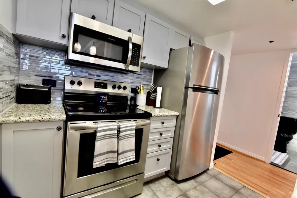 3525 Sage Road #701 Houston, TX 77056