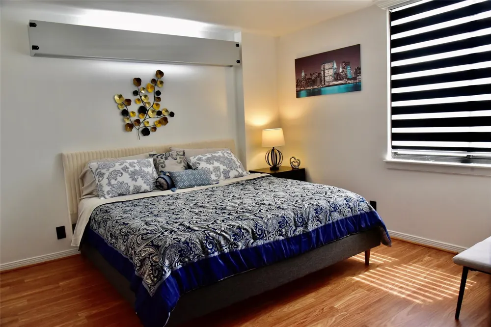 3525 Sage Road #701 Houston, TX 77056