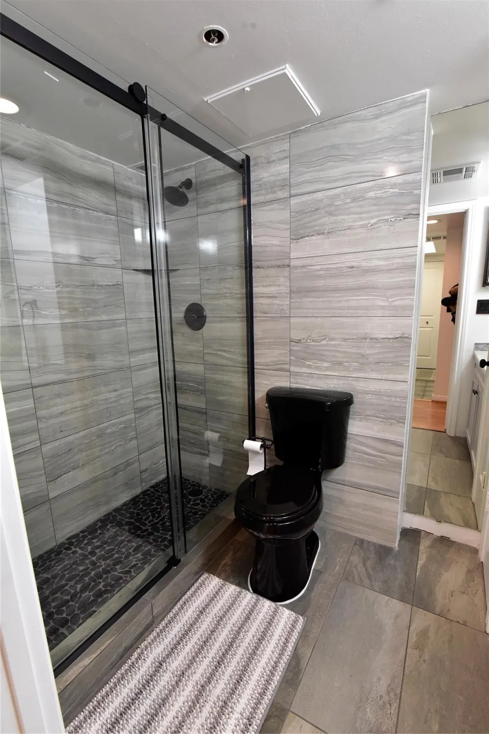 3525 Sage Road #701 Houston, TX 77056