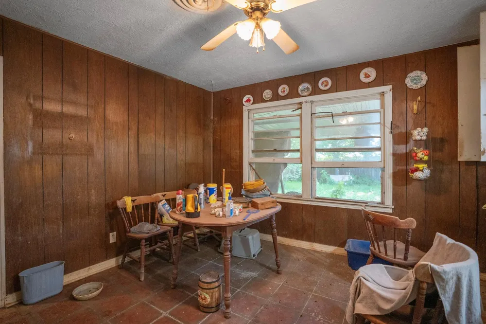 104 Britton Drive Silsbee, TX 77656