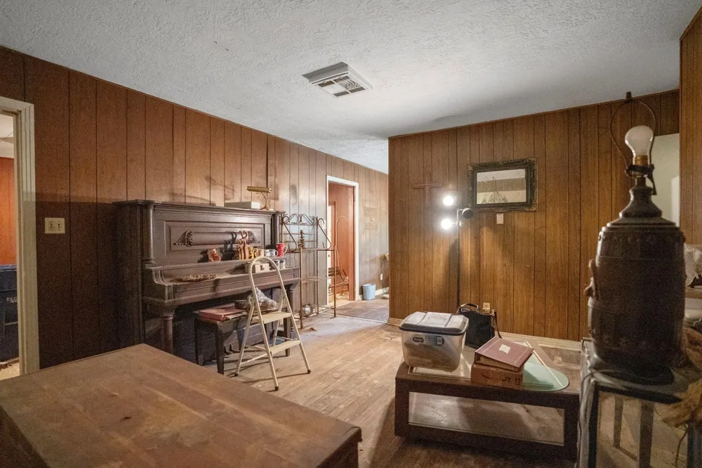 104 Britton Drive Silsbee, TX 77656