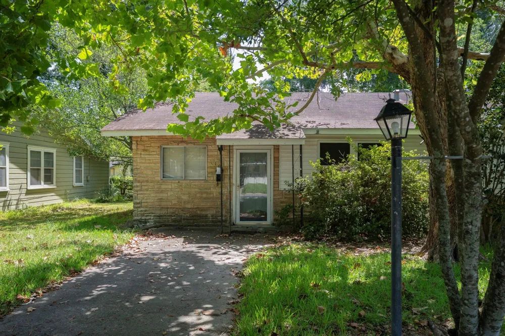 104 Britton Drive Silsbee, TX 77656