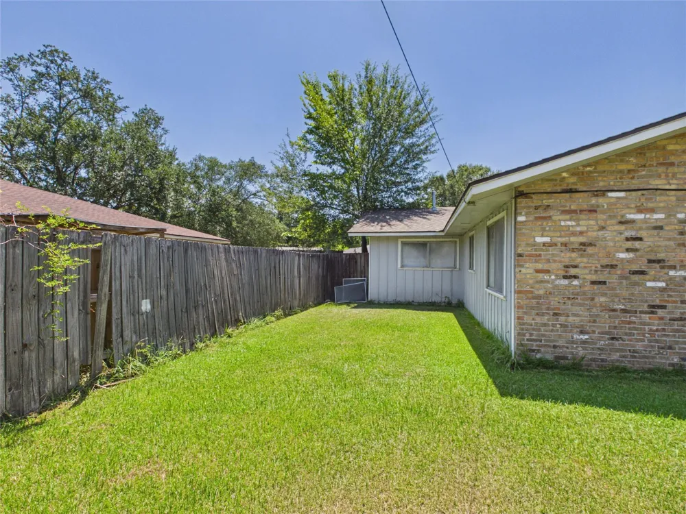 2008 Coronado Place Orange, TX 77630