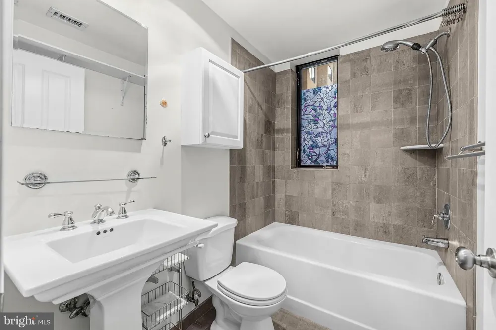 1701 16TH STREET NW #321 Washington, DC 20009