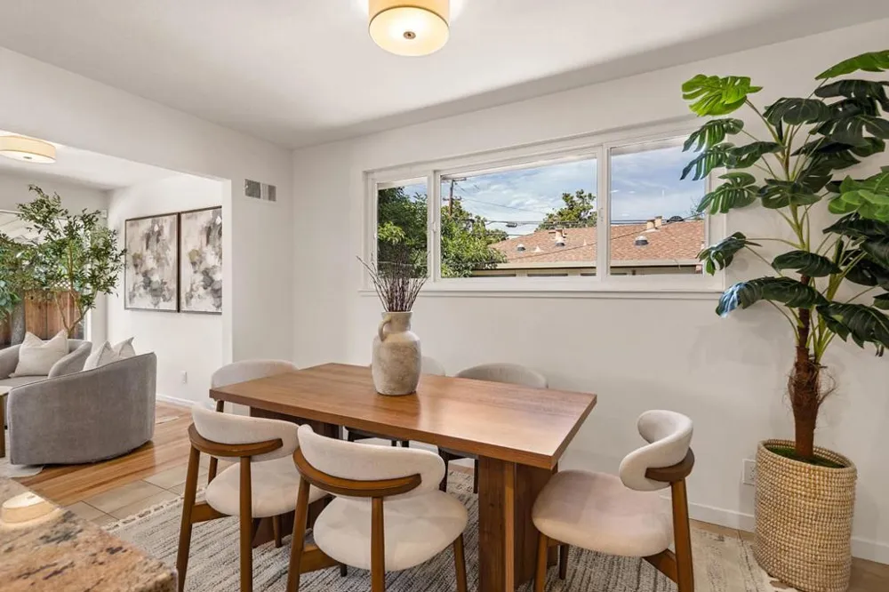207 Sunset Avenue Sunnyvale, CA 94086