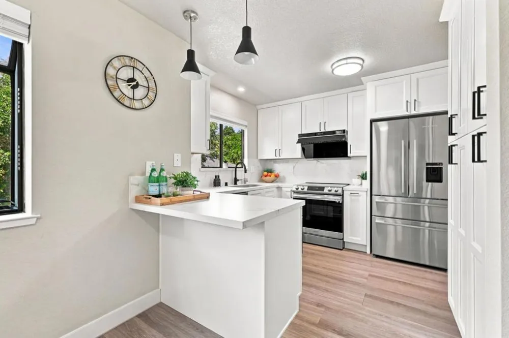 895 Quince Avenue #12 Santa Clara, CA 95051