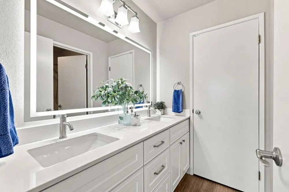 895 Quince Avenue #12 Santa Clara, CA 95051