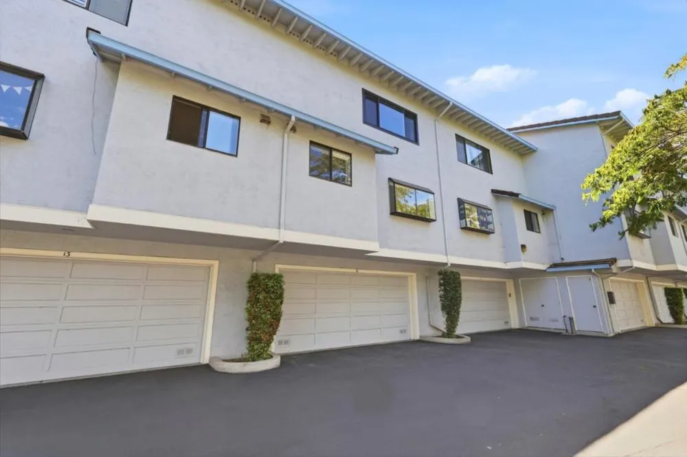 895 Quince Avenue #12 Santa Clara, CA 95051
