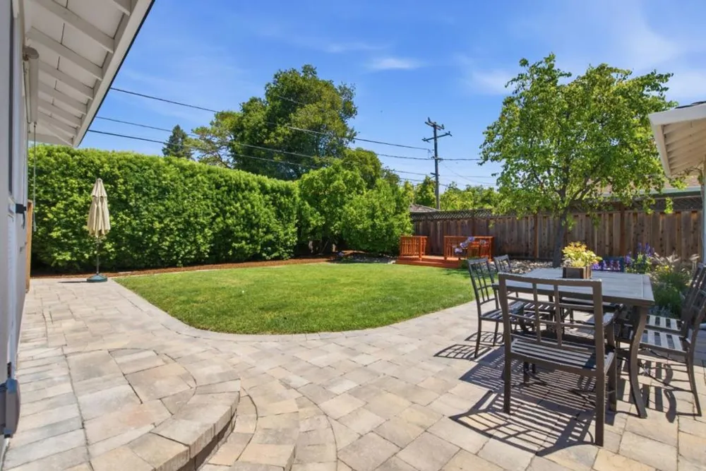 1479 Holt Avenue Los Altos, CA 94024