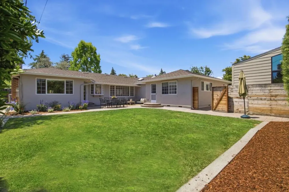 1479 Holt Avenue Los Altos, CA 94024