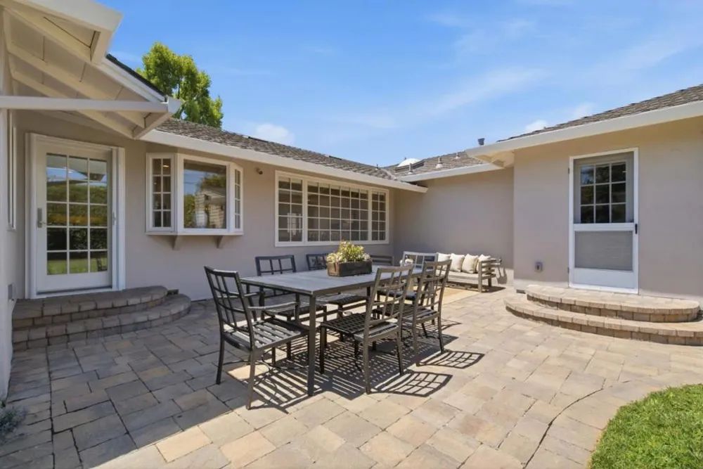 1479 Holt Avenue Los Altos, CA 94024