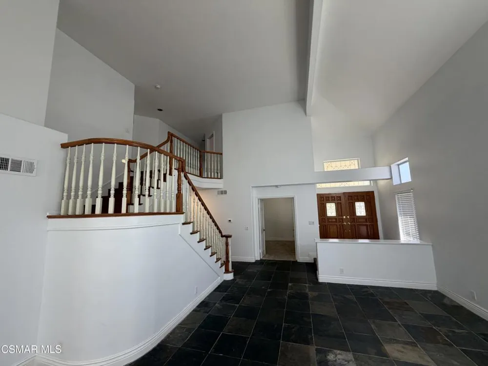 608 Allegro Court Simi Valley, CA 93065