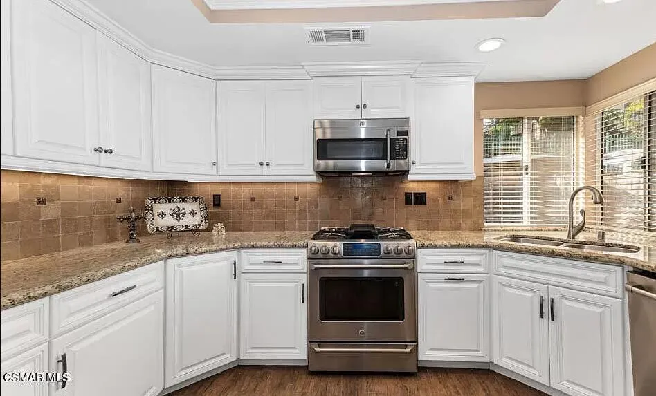 608 Allegro Court Simi Valley, CA 93065