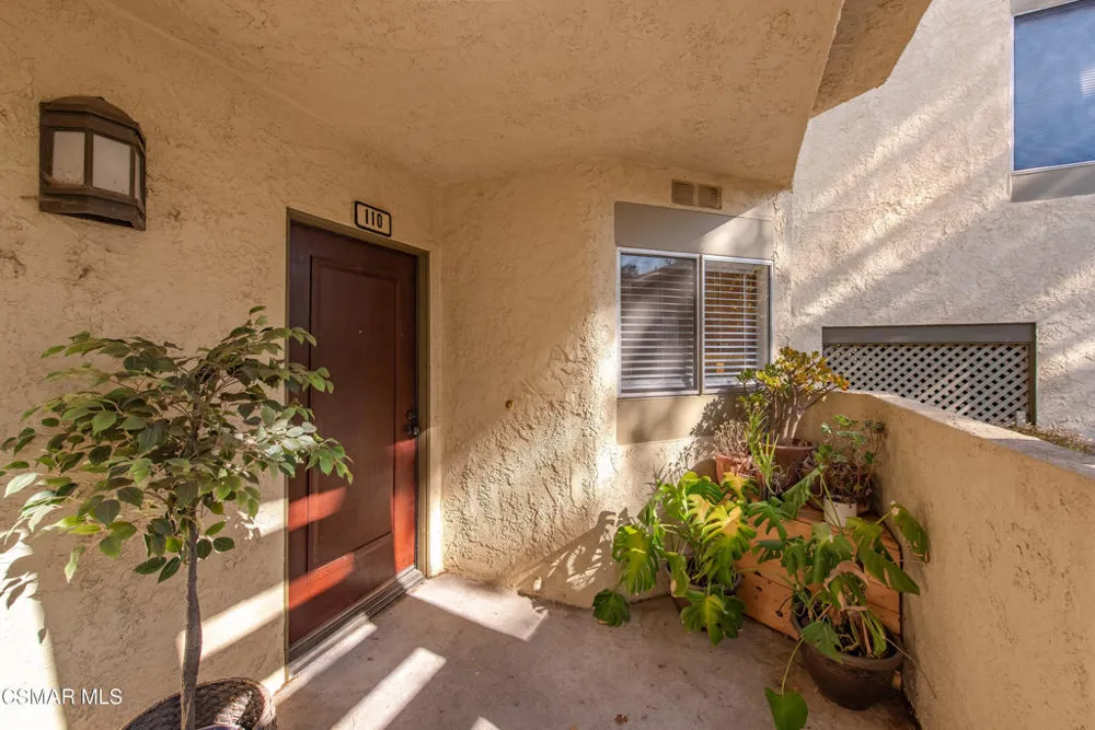 3162 Darby Street #110 Simi Valley, CA 93063