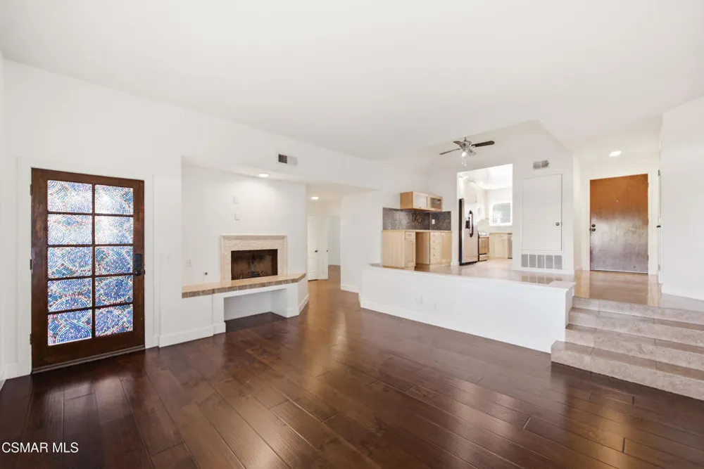 3162 Darby Street #110 Simi Valley, CA 93063