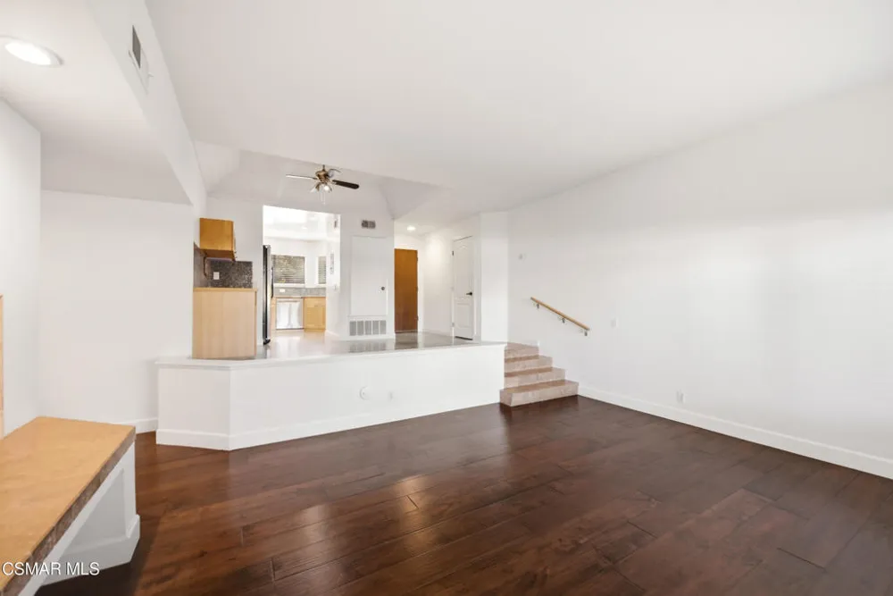 3162 Darby Street #110 Simi Valley, CA 93063