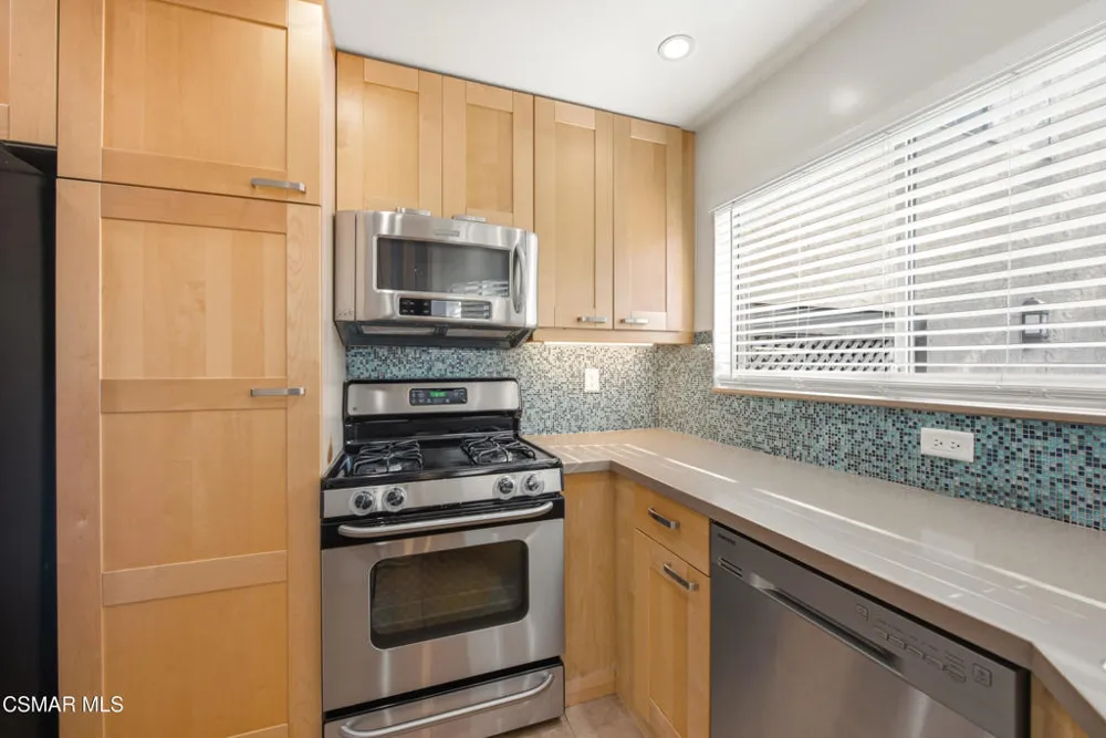 3162 Darby Street #110 Simi Valley, CA 93063