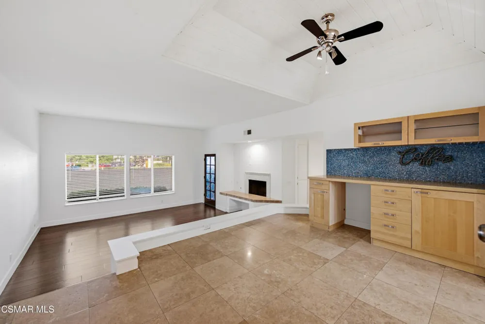 3162 Darby Street #110 Simi Valley, CA 93063