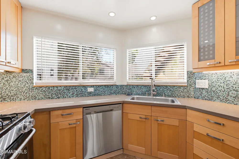 3162 Darby Street #110 Simi Valley, CA 93063