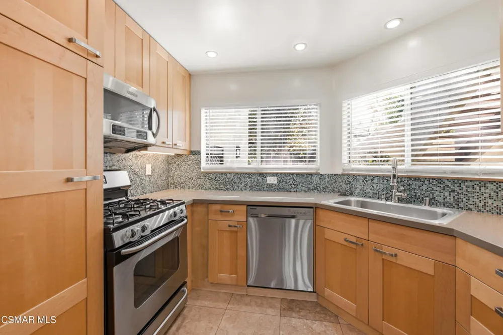 3162 Darby Street #110 Simi Valley, CA 93063