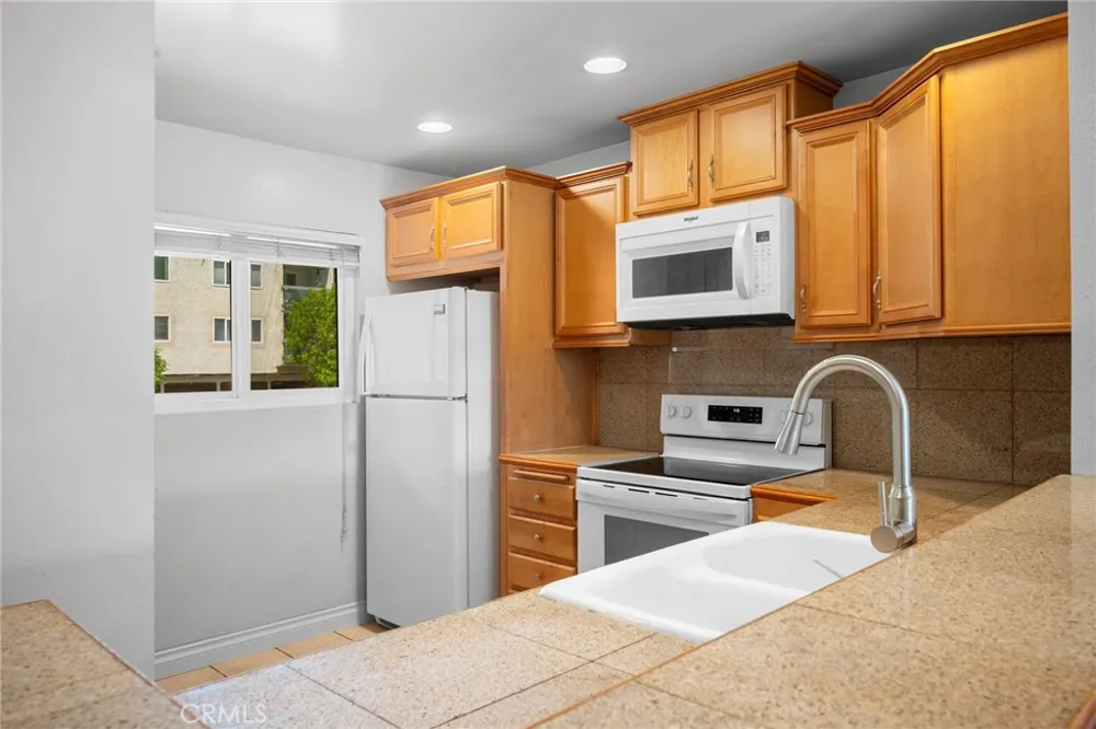 2940 Verdugo #324 Glendale, CA 91208