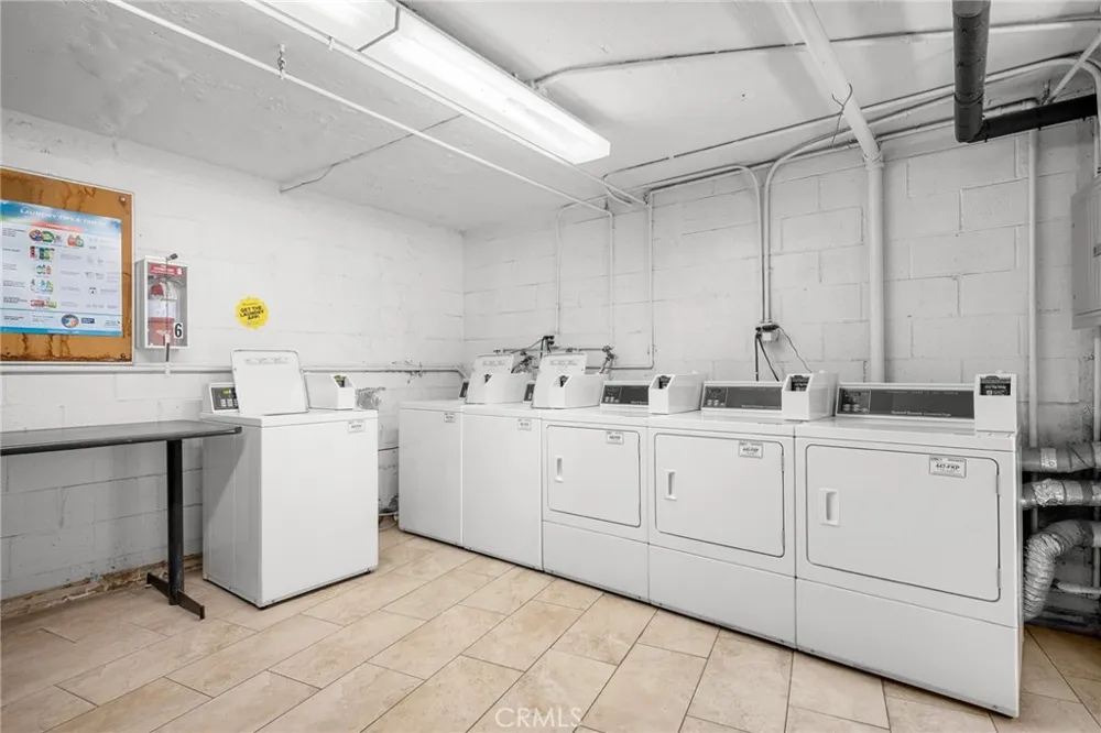 2940 Verdugo #324 Glendale, CA 91208