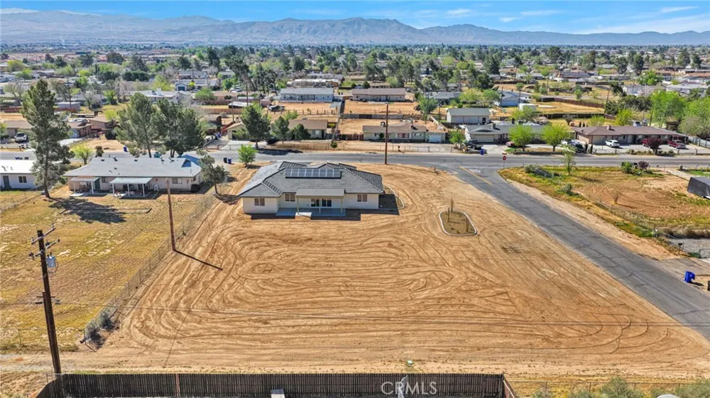 21960 Ramona Apple Valley, CA 92307