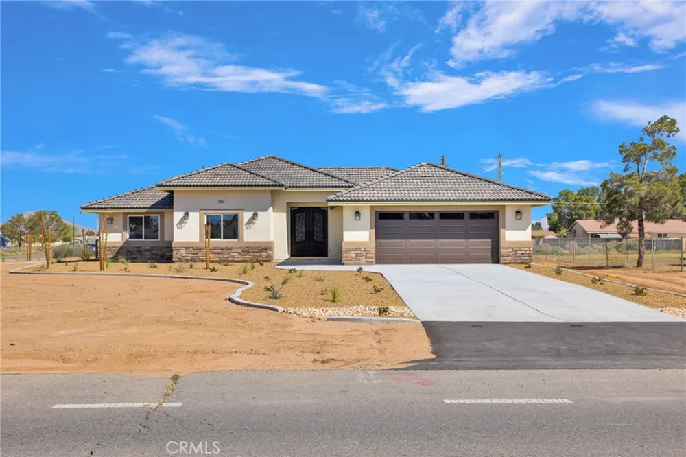 21960 Ramona Apple Valley, CA 92307