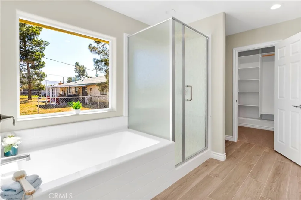 21960 Ramona Apple Valley, CA 92307