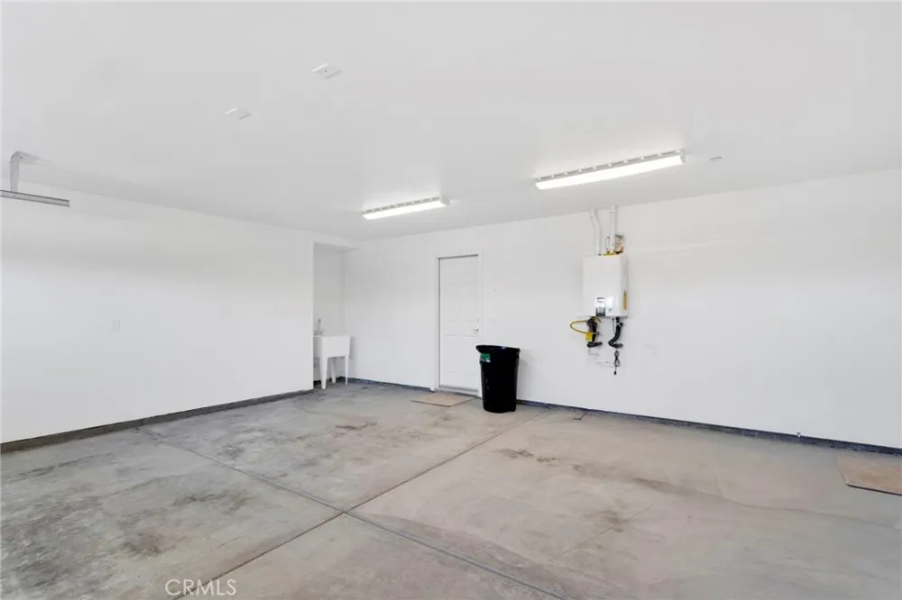 21960 Ramona Apple Valley, CA 92307