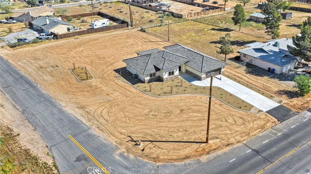 21960 Ramona Apple Valley, CA 92307